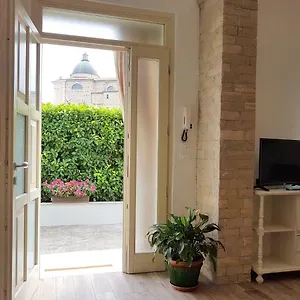 A Casa Di Clementina Appartement Raffa