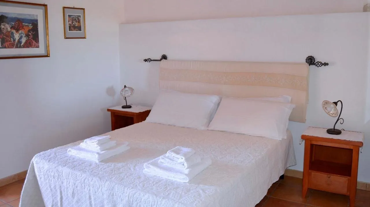 Su Montiju De Sa Falada Manna Cheremule Apartment
